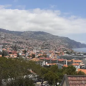 Living Caboqueira Apartment Funchal (Madeira)